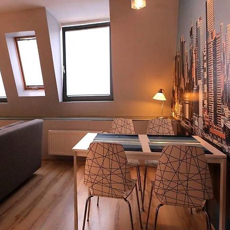 Lejlighed på 35 m² i Poznan Centrum med 1 værelse og 1 private badeværelser Eksteriør billede